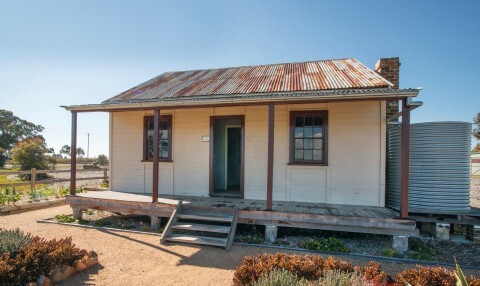 Emmaville Cottage