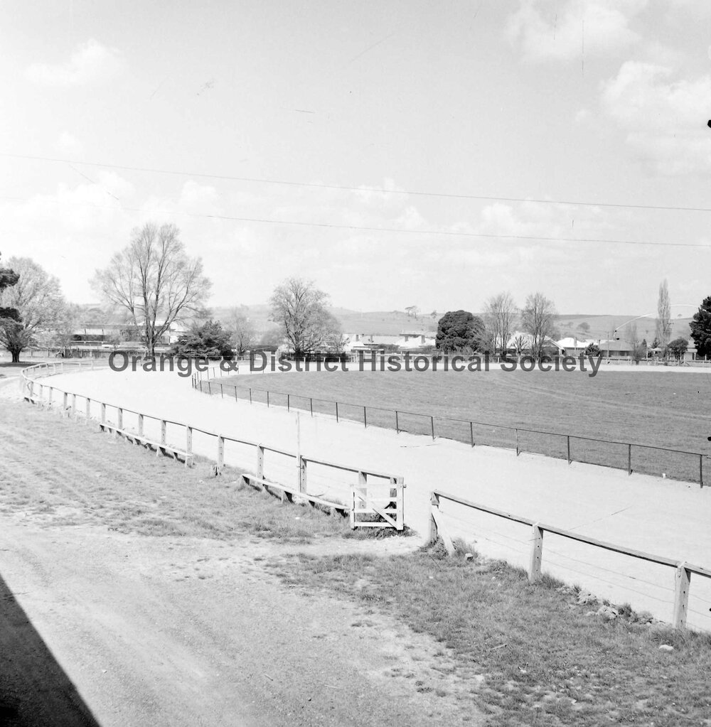 Blayney trotting track