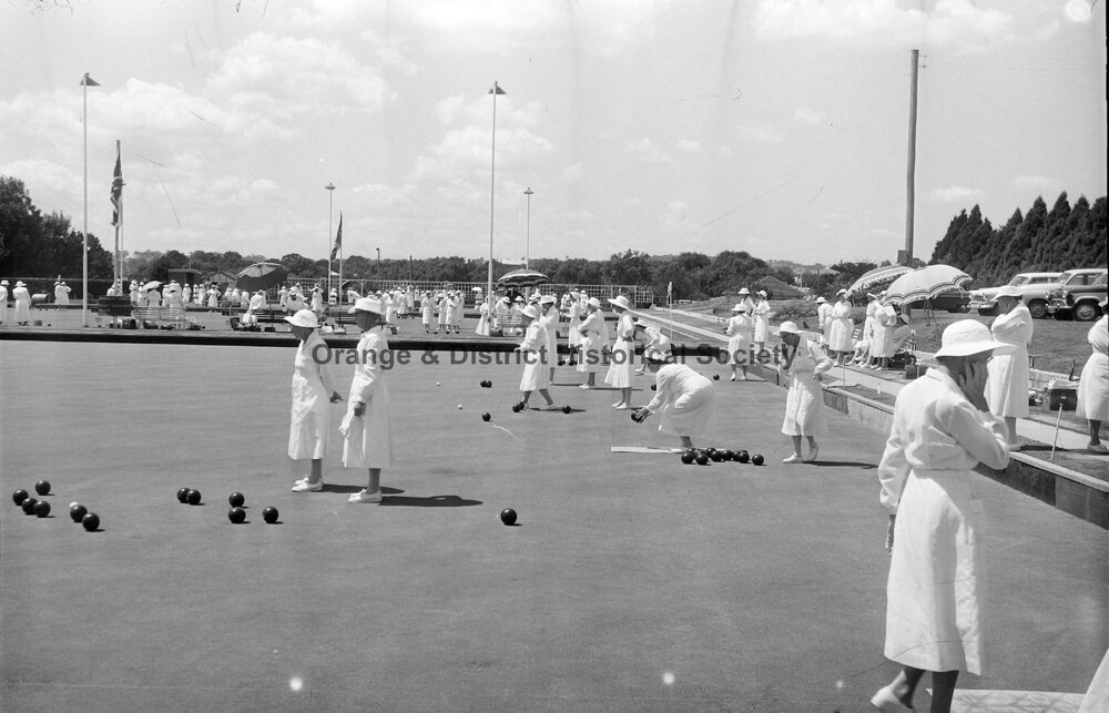 Orange Women's Bowling Club's carnival