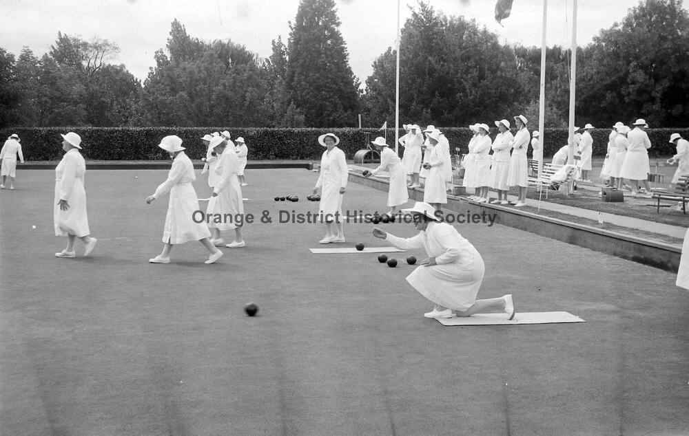 Orange Women's Bowling Club's carnival