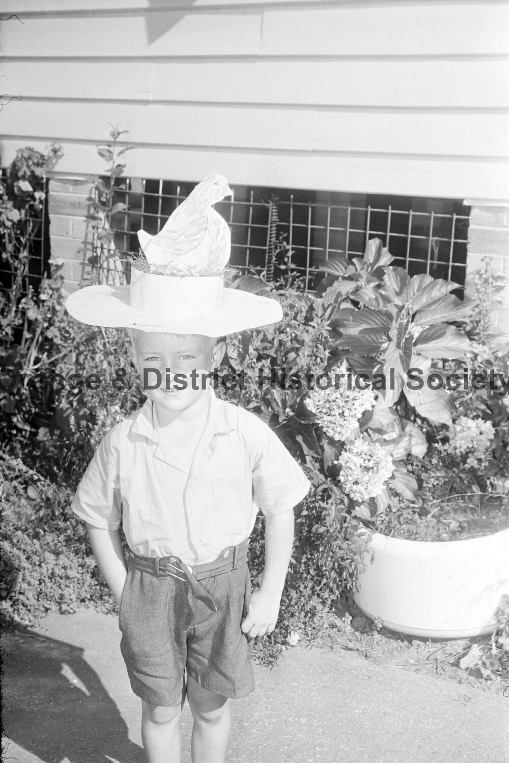 Glenroi School hat parade