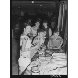 Visiting Sydney journalists at Fairbridge Farm