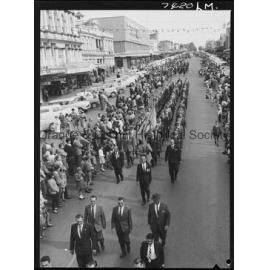 Anzac March and Service in Robertson Park