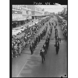 Anzac March and Service in Robertson Park