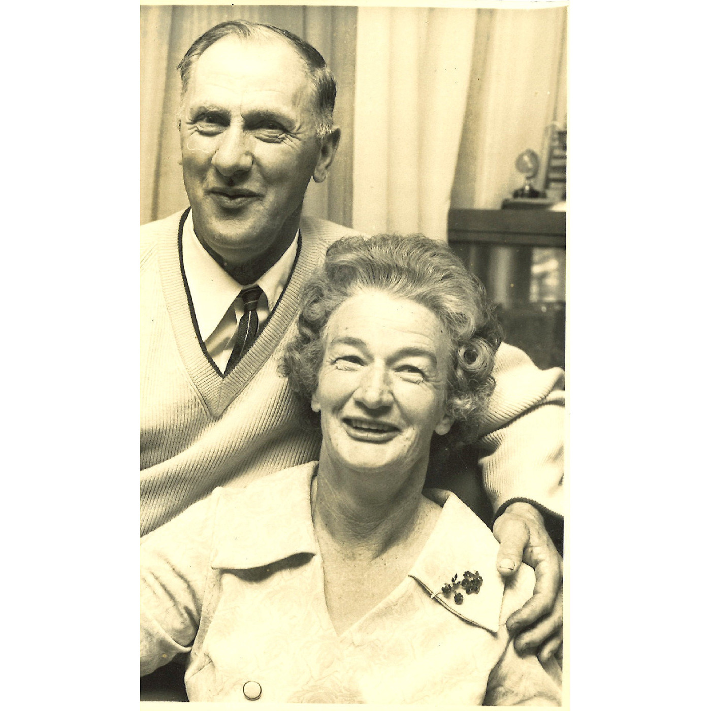 Dot and Ken Floyd of Lucknow on their 25th Wedding Anniversay