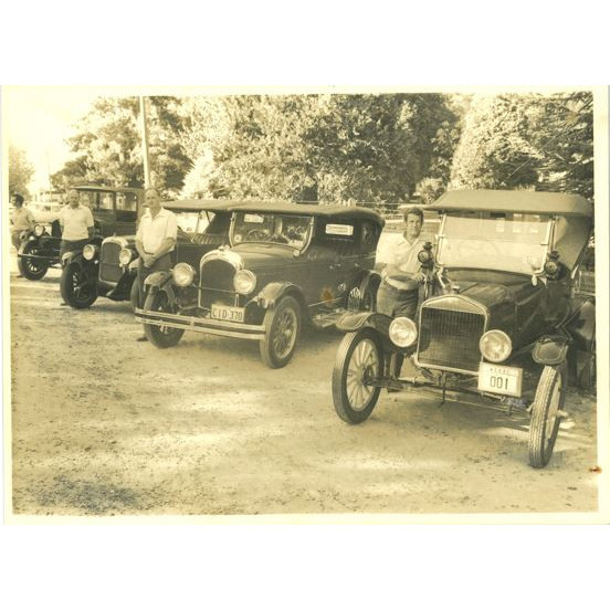 Central Western Vintage and Veteran Auto Club, Cook Park, Orange 1972