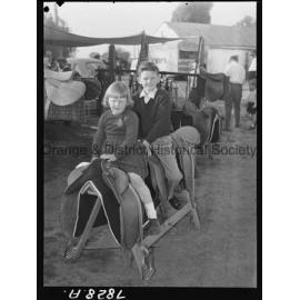 Molong Show