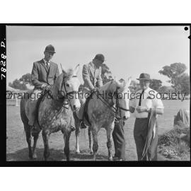 Molong Show