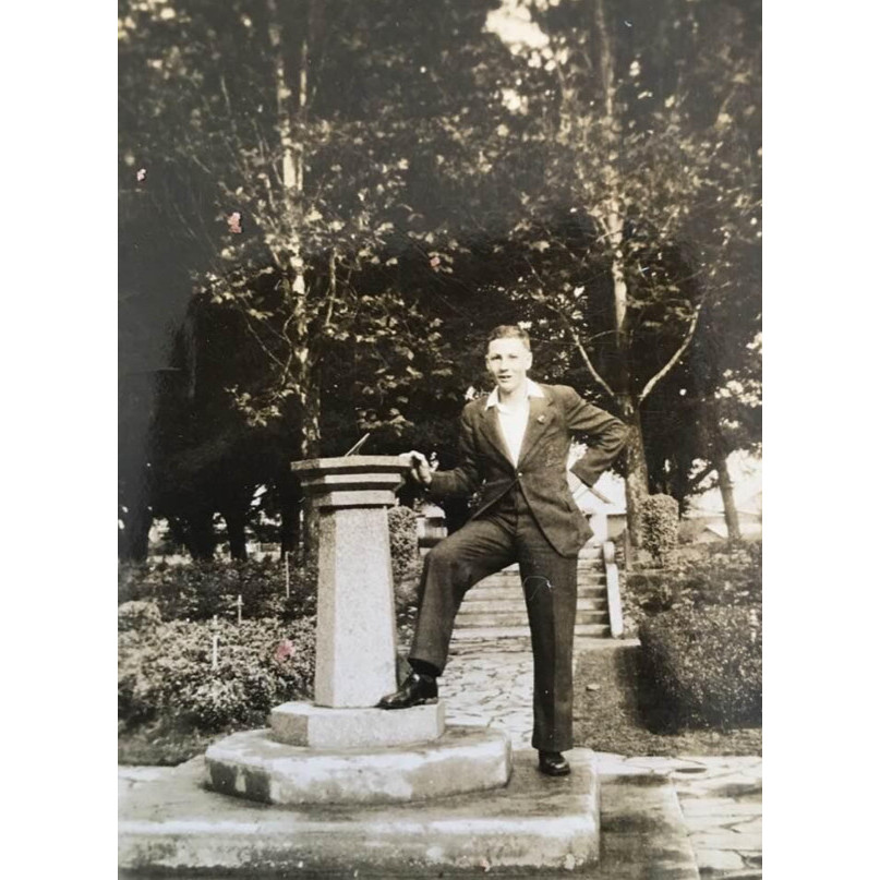 Vic Oates in Cook Park, Orange