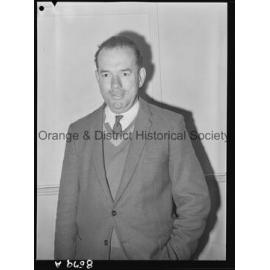 Mr Noel Mills
