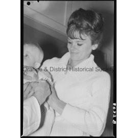 Anti-polio injections