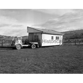 House arriving at Willow Wood