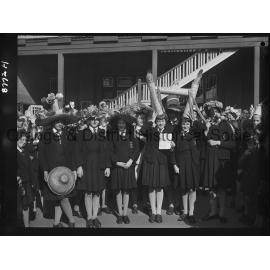 Santa Maria hat parade
