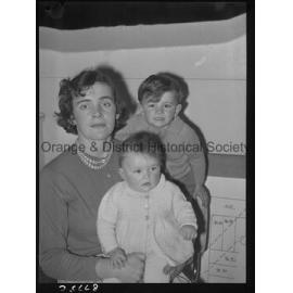 Passport photo Mrs Balliene and children