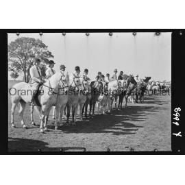 Molong Show