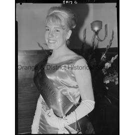 Robyn Edwards, Miss Central West
