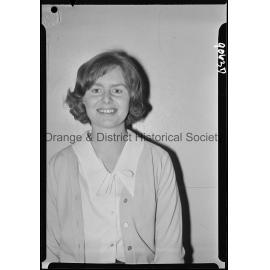 Passport photo Vicki Hunter