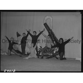 La Belle Hellene rehearsals