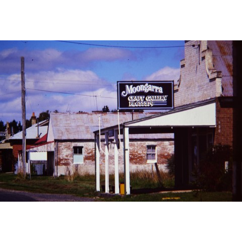 Spring Street, Spring Hill