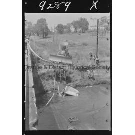 Semi-trailer accident