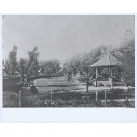 Robertson Park, Orange