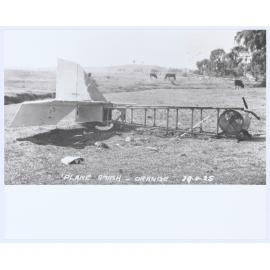Plane smash, Orange, 29 April 1925