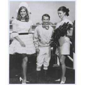 Mary Aveyard, Miss Golden Slipper
