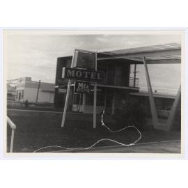 Koala Motel, Orange
