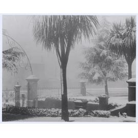 Entrance to Cook Park, Orange