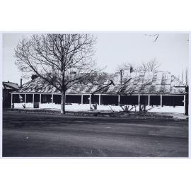 Residence, Orange