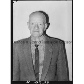 Passport photo Mr H C Manning