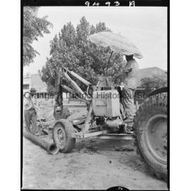 Don Lidgard at work in Byng Street