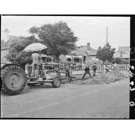 Don Lidgard at work in Byng Street