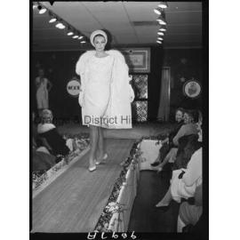 Musical fashion parade