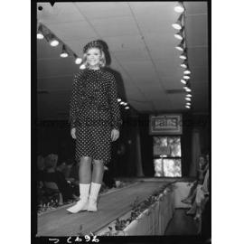 Musical fashion parade