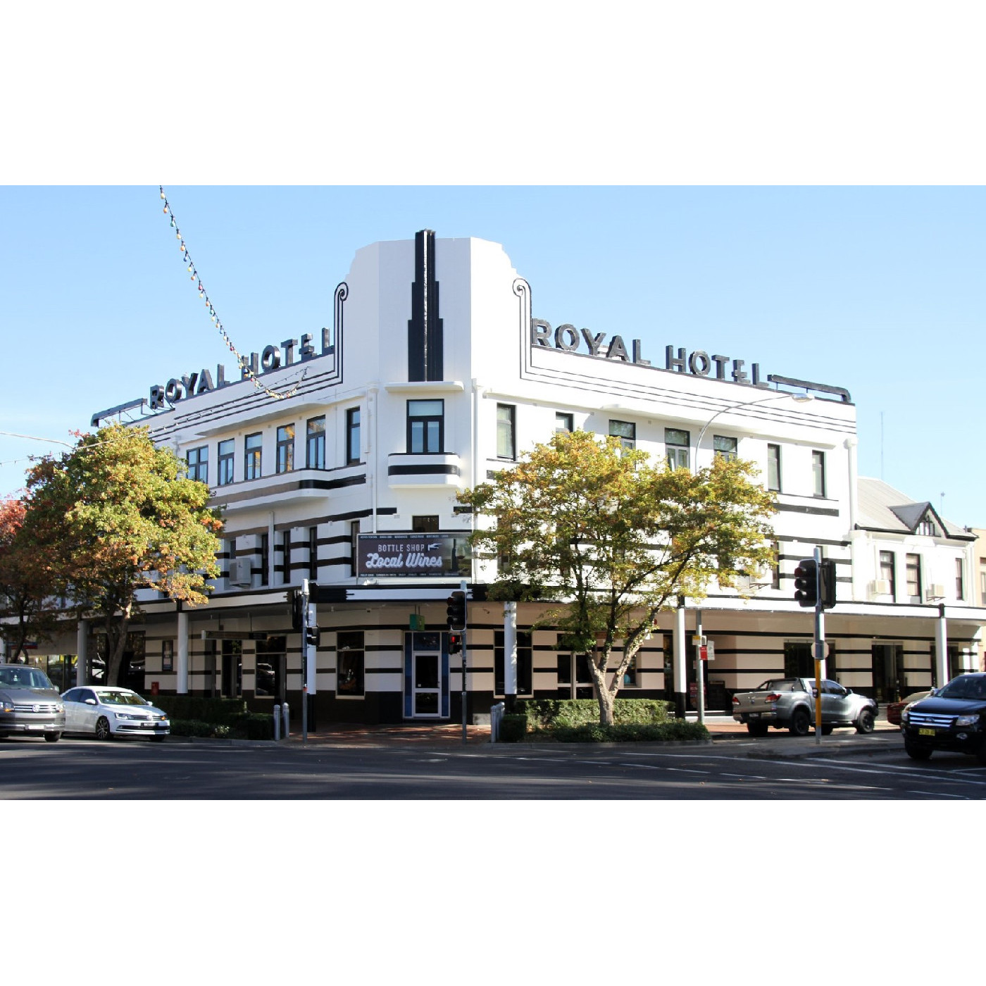 Royal Hotel, Lords Place, Orange, NSW