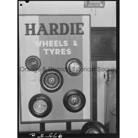 United Tyre Service display