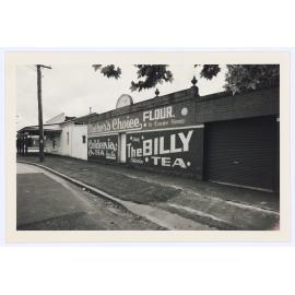 Mackie's Café, Orange