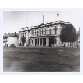 Town Hall and Memorial Hall, Orange