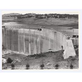 Construction of Suma Park Dam