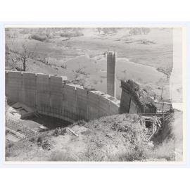 Construction of Suma Park Dam