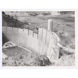 Construction of Suma Park Dam