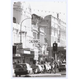 Summer Street, Orange