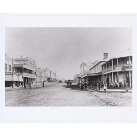 Summer Street, Orange