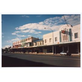 Summer Street, Orange