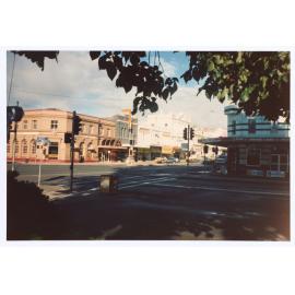 Summer Street, Orange