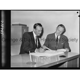 Insurance providers discuss Decimal Currency conversions