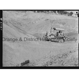 Buttsworth earth scoop