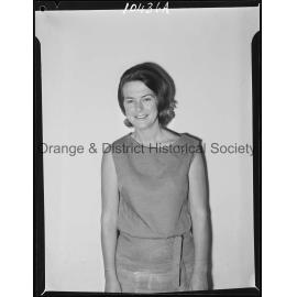 Passport photo Heather Balcombe