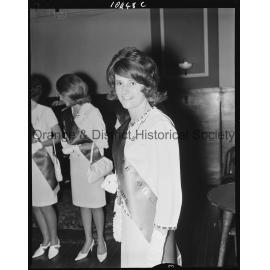 Lynn Wood, Easter Showgirl entrant